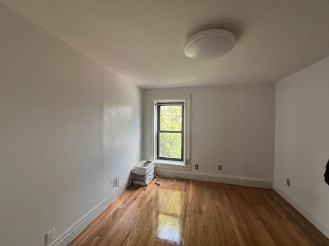 Building Photo - 477 Halsey St