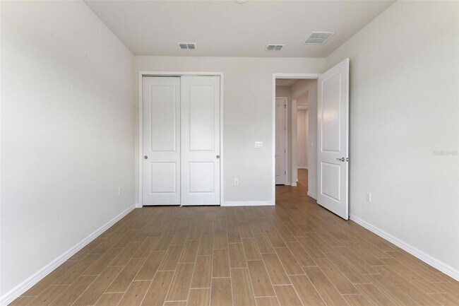 Building Photo - 6121 Blue Pond Wy
