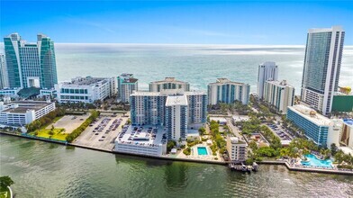 Building Photo - 3800 S Ocean Dr