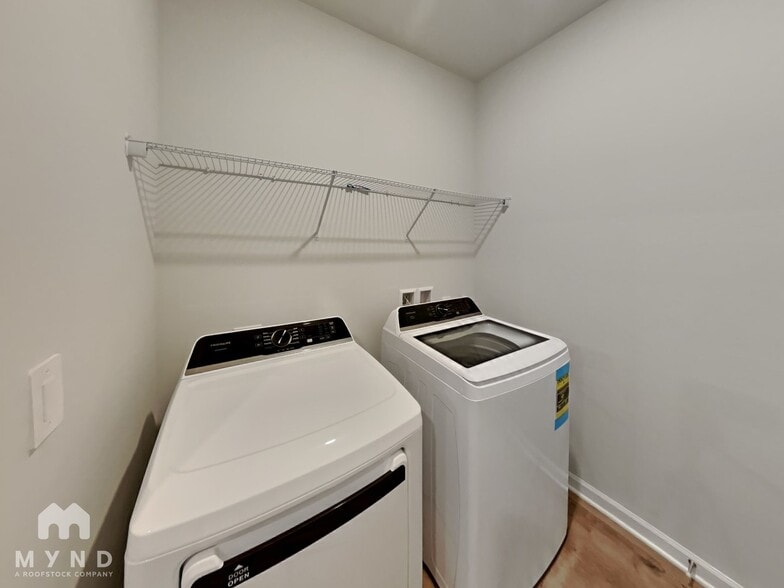 Building Photo - 159 Olde Hearth Rd