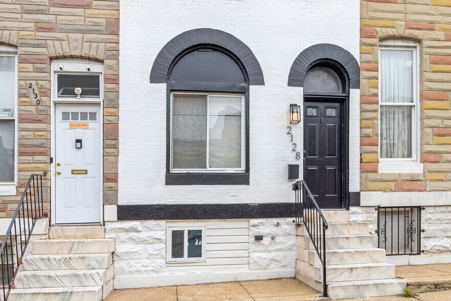 Building Photo - 2128 Hollins St