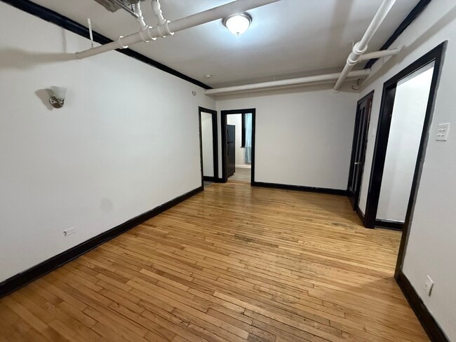 Building Photo - 2111 Grove Ave