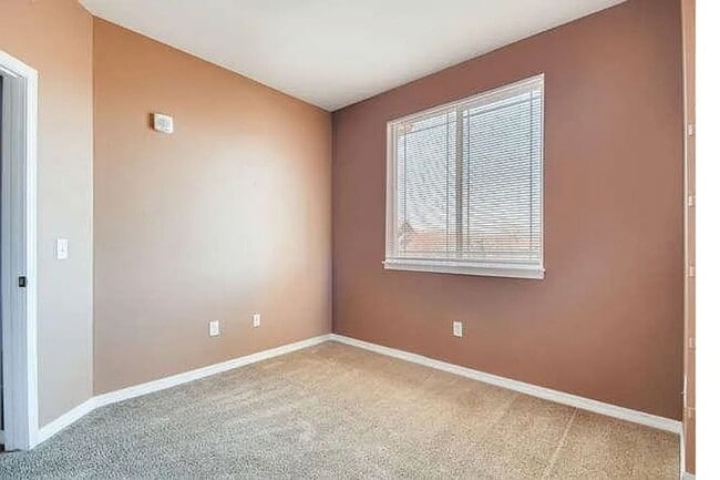 Building Photo - Charming 2BR Townhome in Longmont