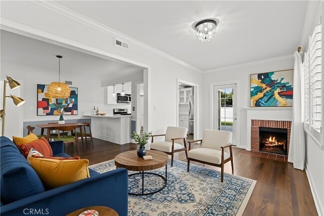 Building Photo - 11147 Hortense St