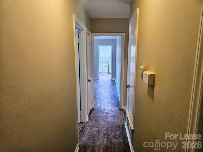 Building Photo - 6815 Water Mill Ct