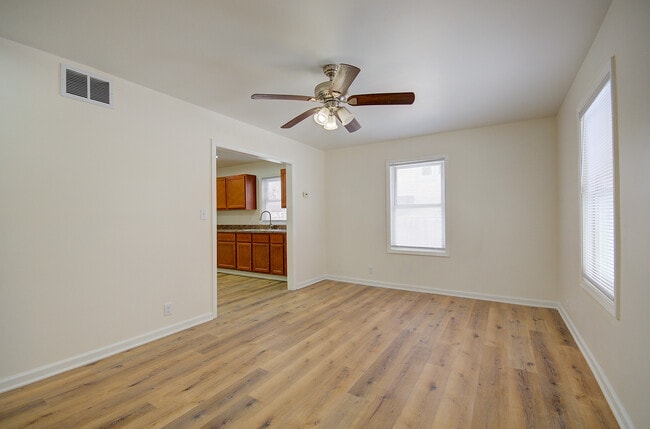 Building Photo - 1815 Wilcox St