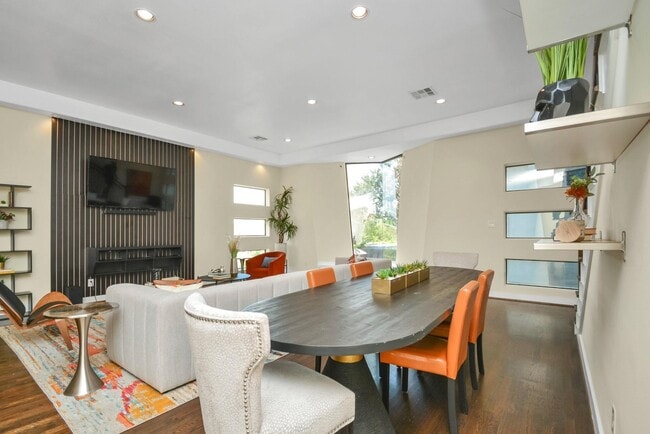 Building Photo - 4608 Nett St