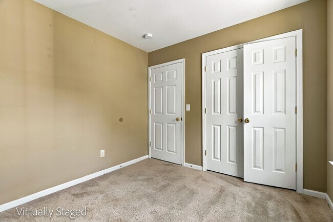 Building Photo - 822 Oakshire Cir