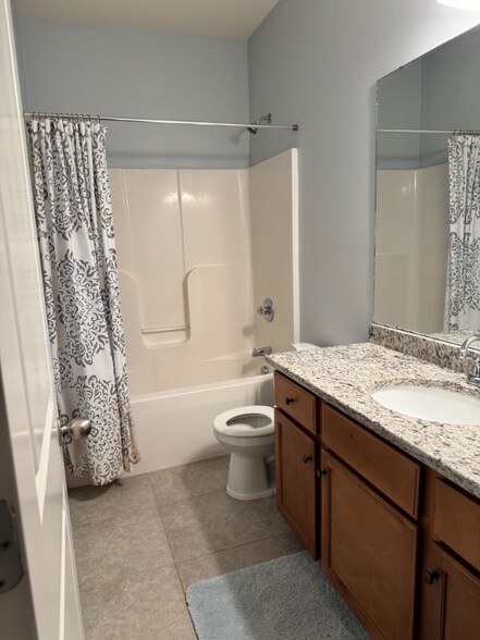 Building Photo - 3 Atherton Cir SW