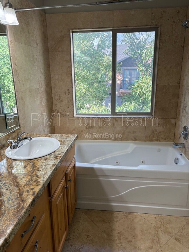 Building Photo - 260 Ailee Lane