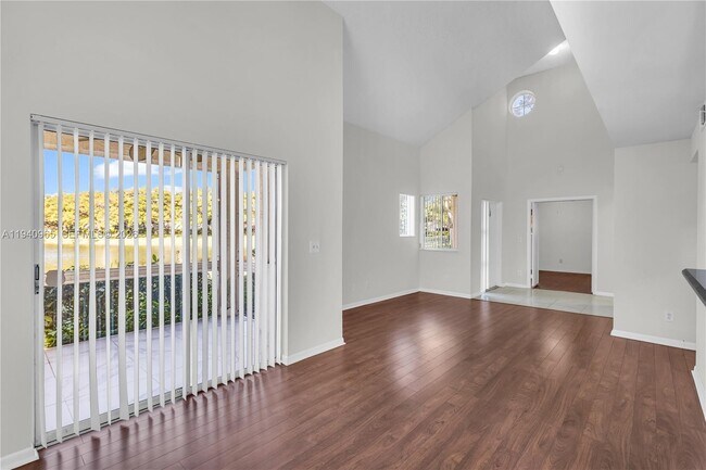 Building Photo - 801 NW 91st Terrace