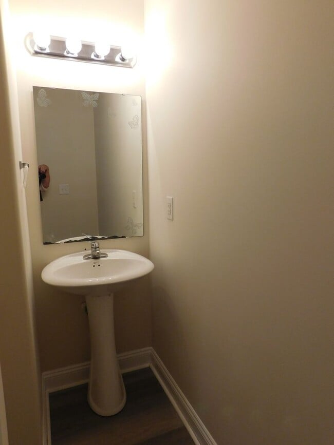 Building Photo - 4301 Arbor Green Way