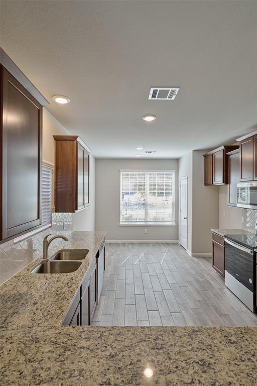 Building Photo - 11330 Alcott Dr