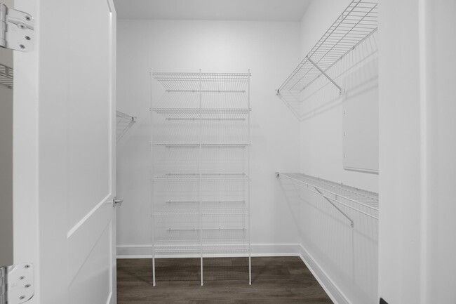 Building Photo - 121 34th St
