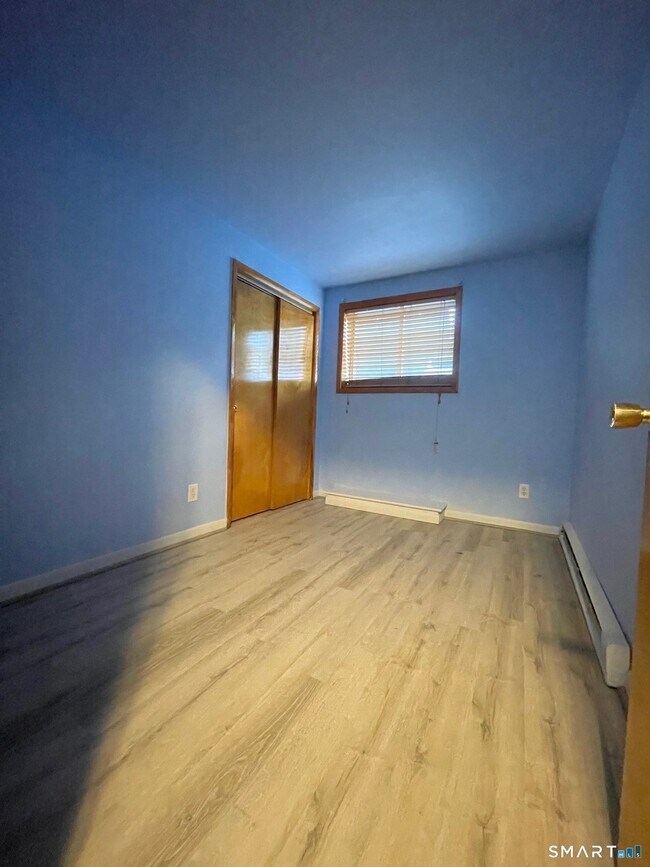 Building Photo - 31 Glenwood Ave