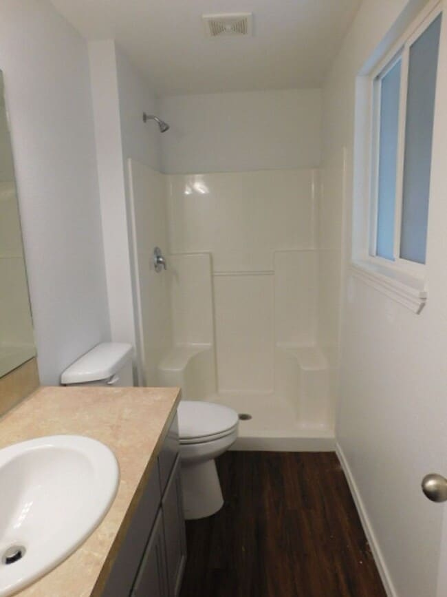 Building Photo - 3Bd/2Ba Single Story Home - For viewing beginning 4/27/2026!