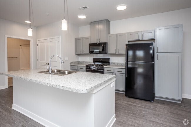 2BR, 1BA - The Division/976 SF - Marion Lofts