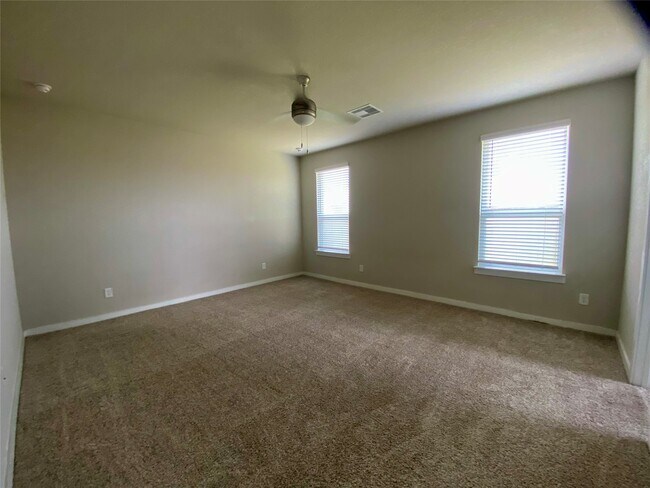Building Photo - 28503 Hannahs Harbor Ln