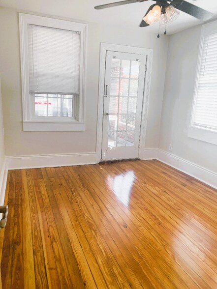 Building Photo - 7114 Freret St