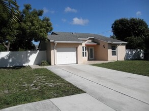 Building Photo - Caldwell Heights In Boca Raton