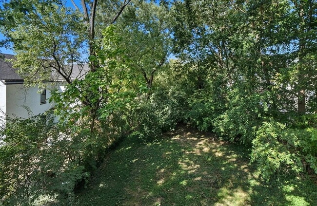 Building Photo - 407 Tusculum Ave