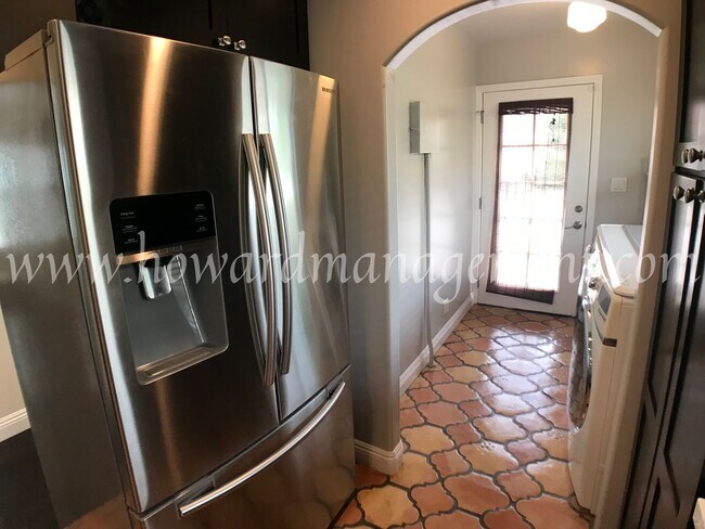 Building Photo - Beautifully remodeled Spanish style home with Granny Flat, Washer & Dryer, Large Backyard!