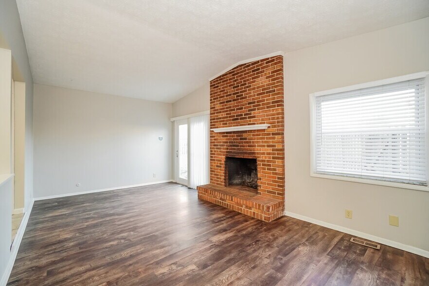 Building Photo - 8606 Canyon Cove Rd