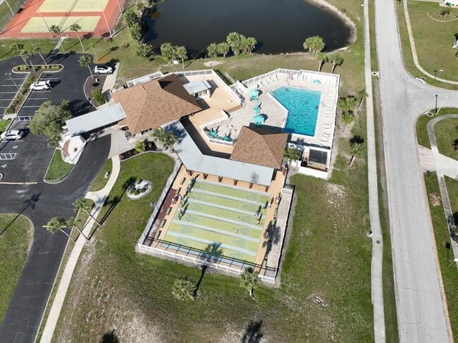 Building Photo - 6628 Thorman Rd