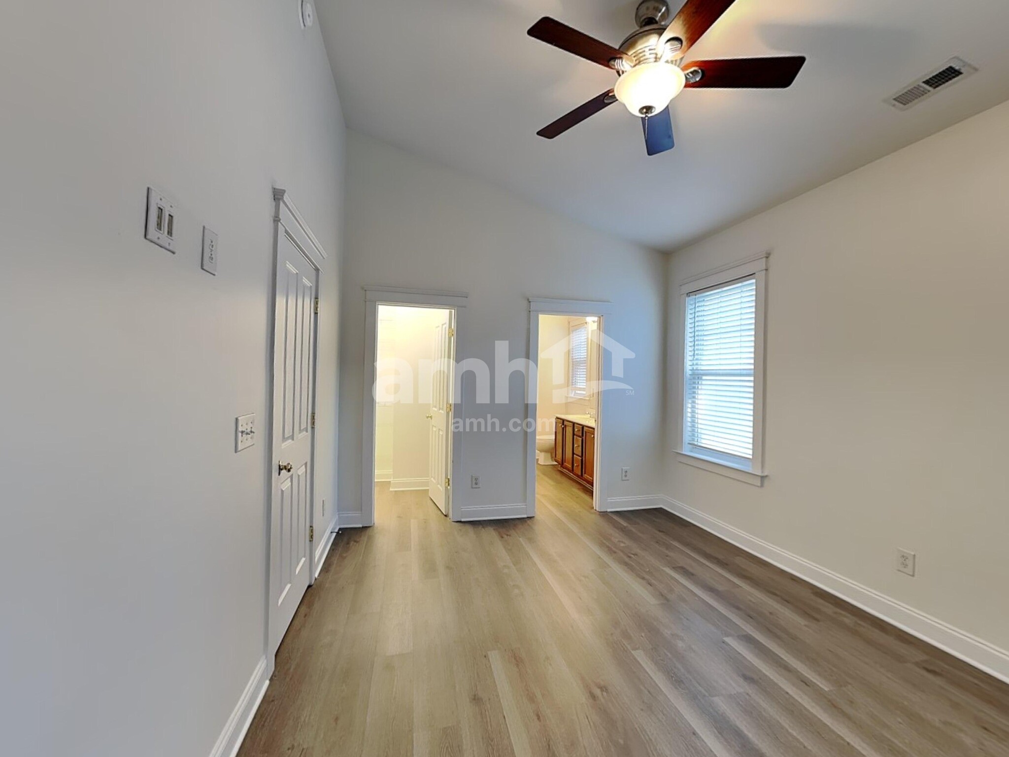 Building Photo - 13027 W Douglas Park Dr