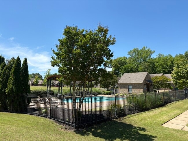 Building Photo - 6153 Lubiani Valley Dr