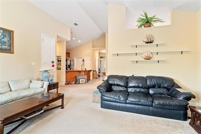 Building Photo - 2520 Bluebeard Ln