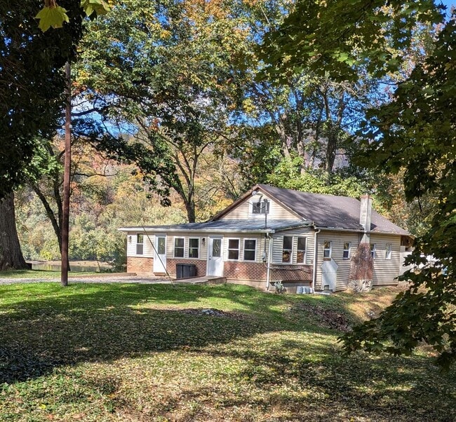 Primary Photo - Riverfront Bungalow