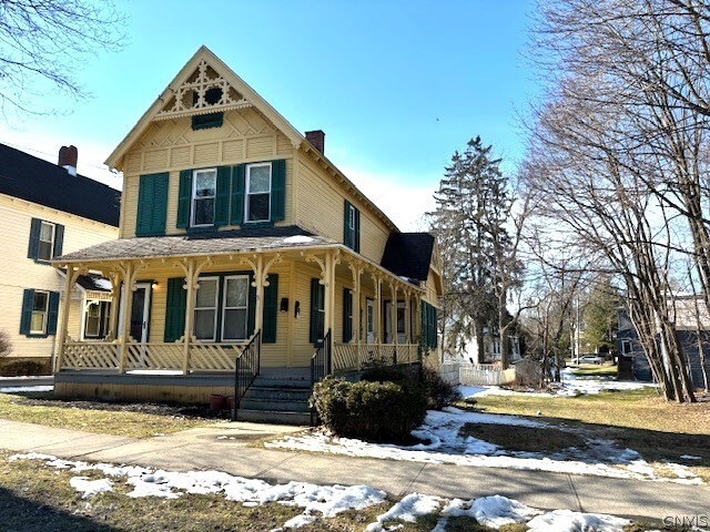 Primary Photo - 6 Fountain St