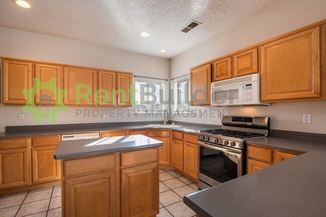 Building Photo - CALL US TODAY AT (505) 808-6467 TO SCHEDUL...