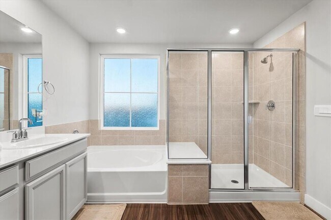 Building Photo - 7401 Grand Linden Wy