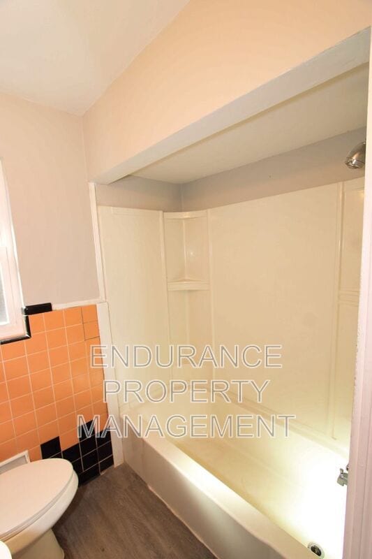 Building Photo - 855 Academy Ave