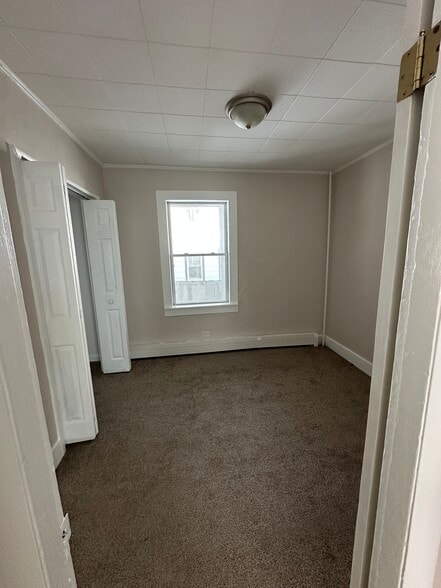 Building Photo - 10 Oswald St