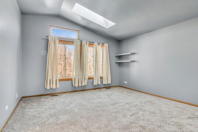 Building Photo - 1223 S Elder Ln