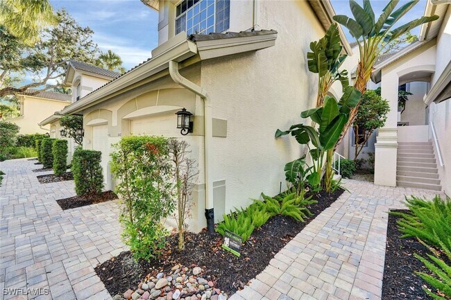 Building Photo - 27031 Lake Harbor Ct