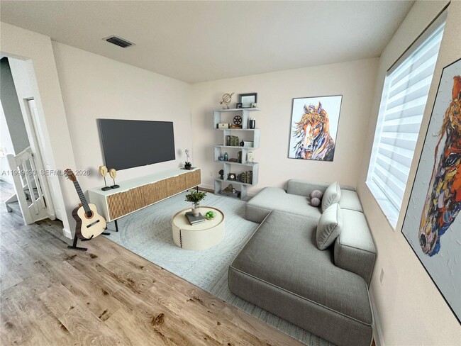 Building Photo - 949 NE 211th St