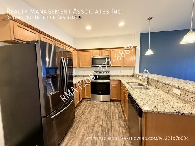 Building Photo - 11239 W Gabrielle Dr