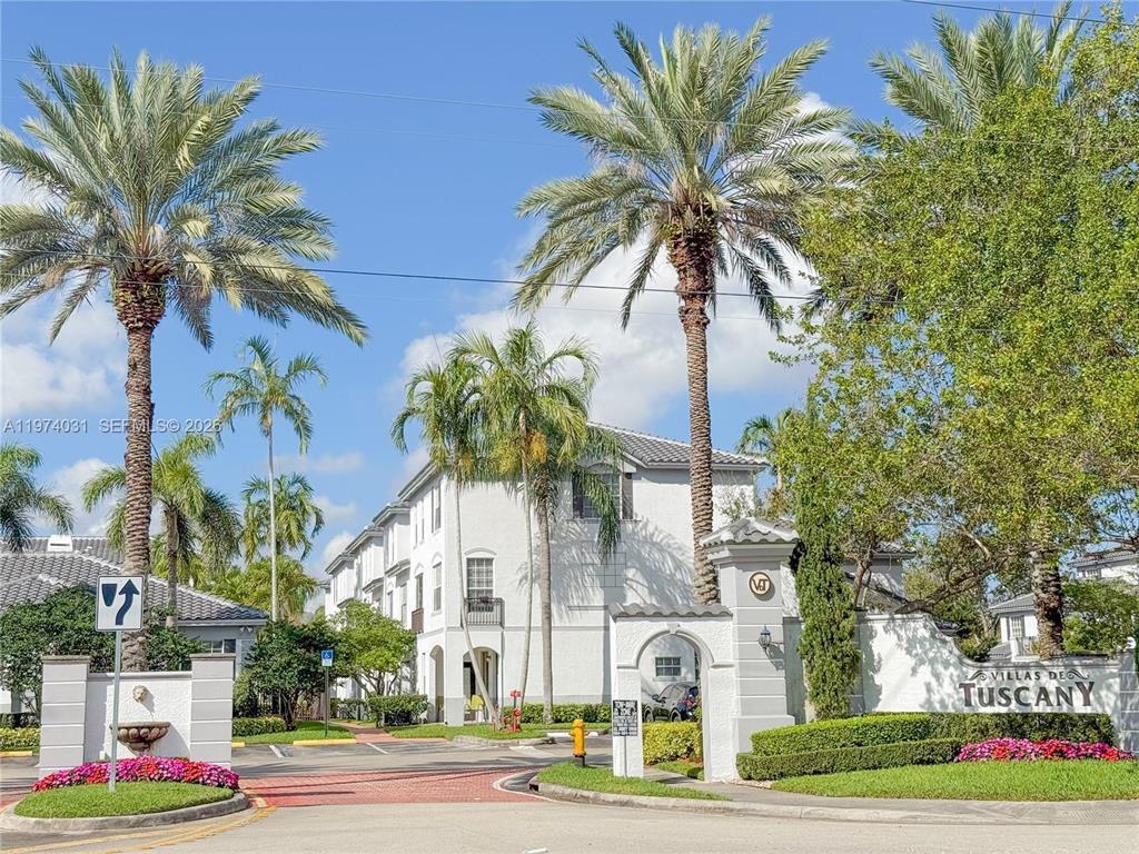 Building Photo - 781 SW 148th Ave