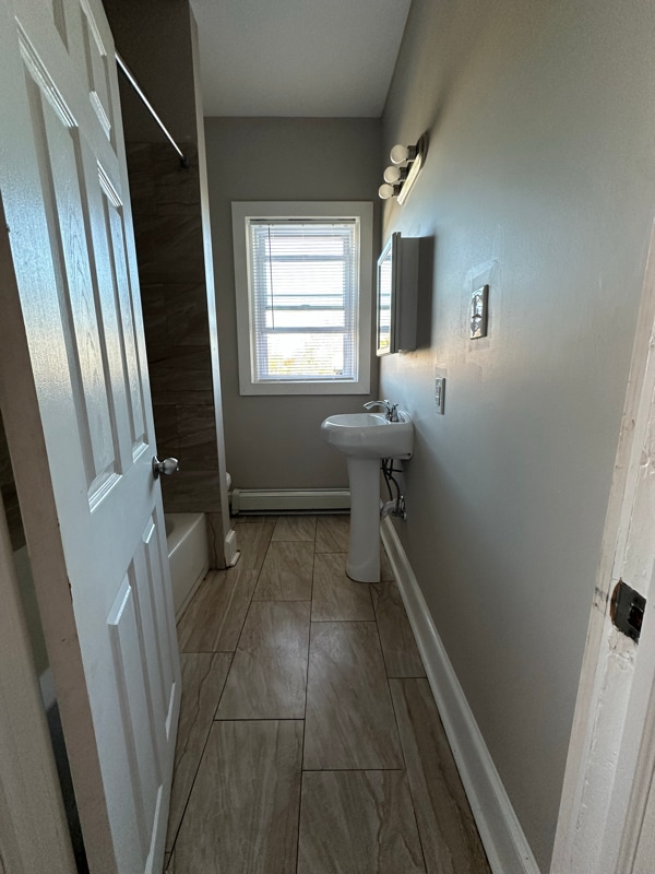 Building Photo - 252 Parkway Ave