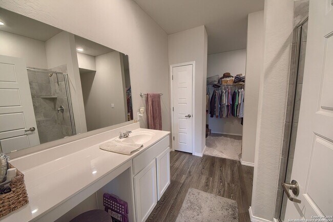 Building Photo - Welcome Home