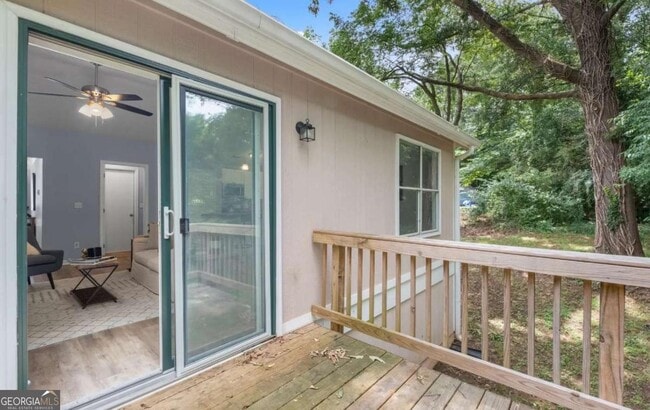 Building Photo - 1540 Foxhall Ln SE
