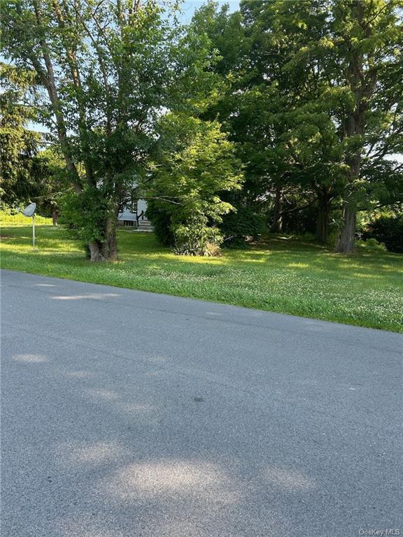 Building Photo - 165 S Cross Rd