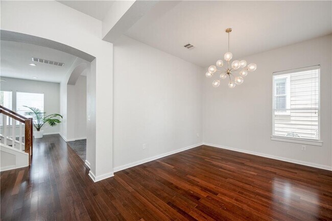 Building Photo - 3908 Mattie St