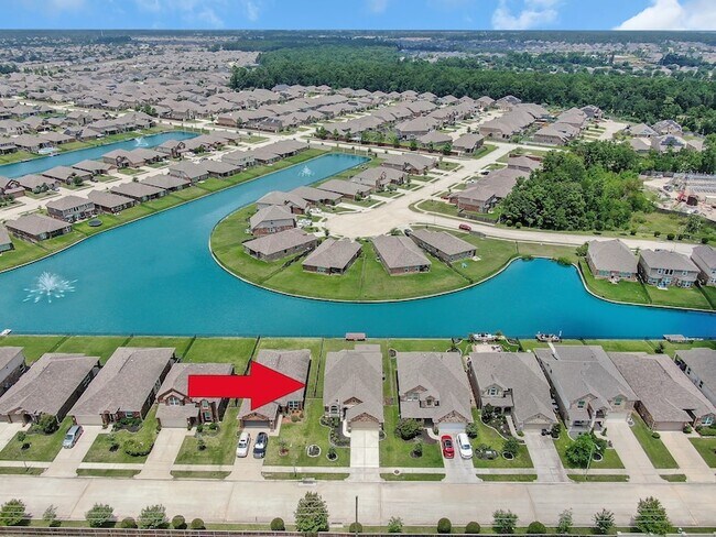 Building Photo - 3791 Lake Bend Shore Dr