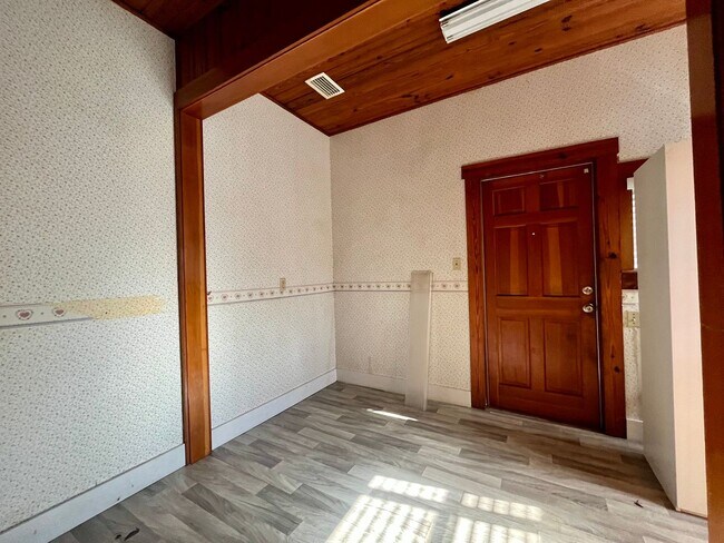 Building Photo - Adorable 3 bed/2 bath home in Plant City