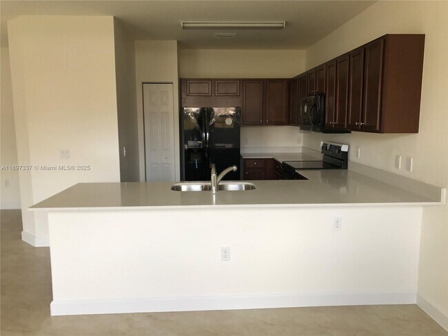 Building Photo - 210 NW 109th Ave